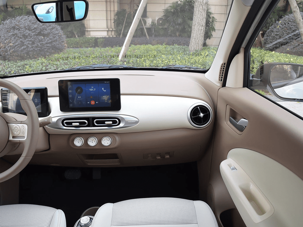 2025 Wuling Hongguang Mini EV 4 Doors